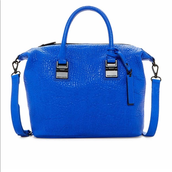 Vince Camuto Handbags - 💖Vince Camuto Sloan Crossbody Leather Purse💖